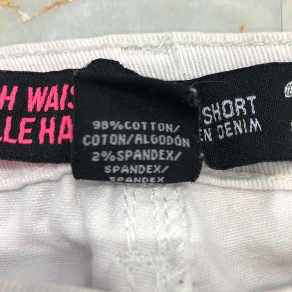 High Rise White Jeans Studded Shorts, Size 3 - Picture 6 of 6